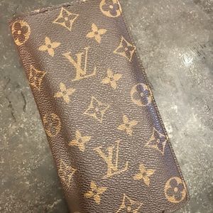 Louis Vuitton Brazza Wallet